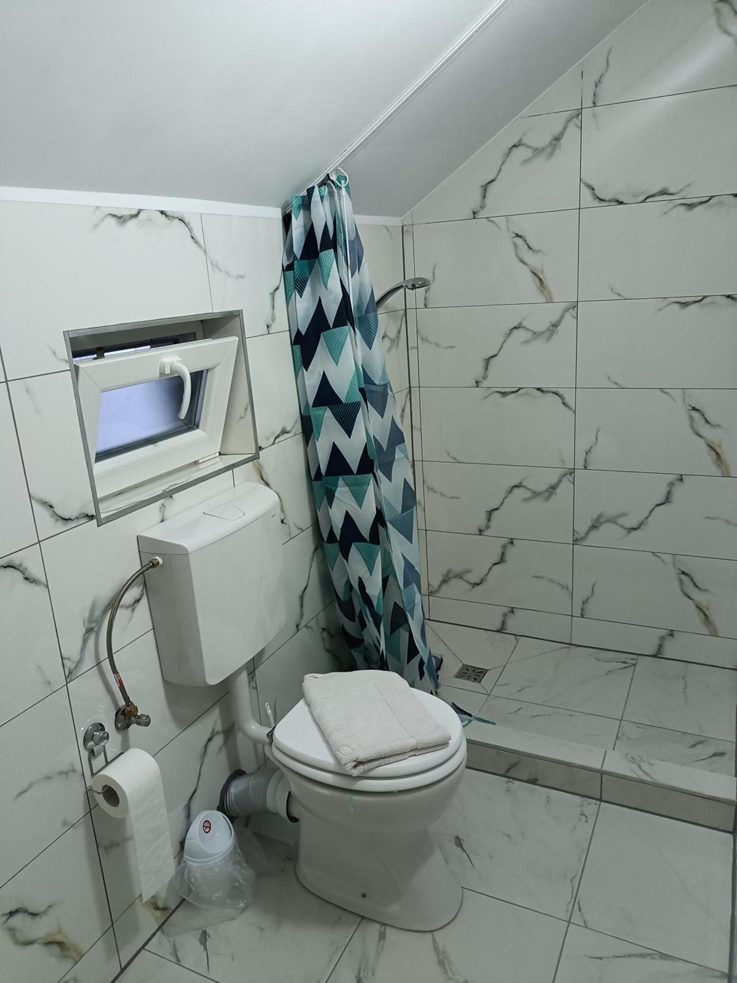 Hotel Casa Valentina Vişeu de Sus Exteriér fotografie
